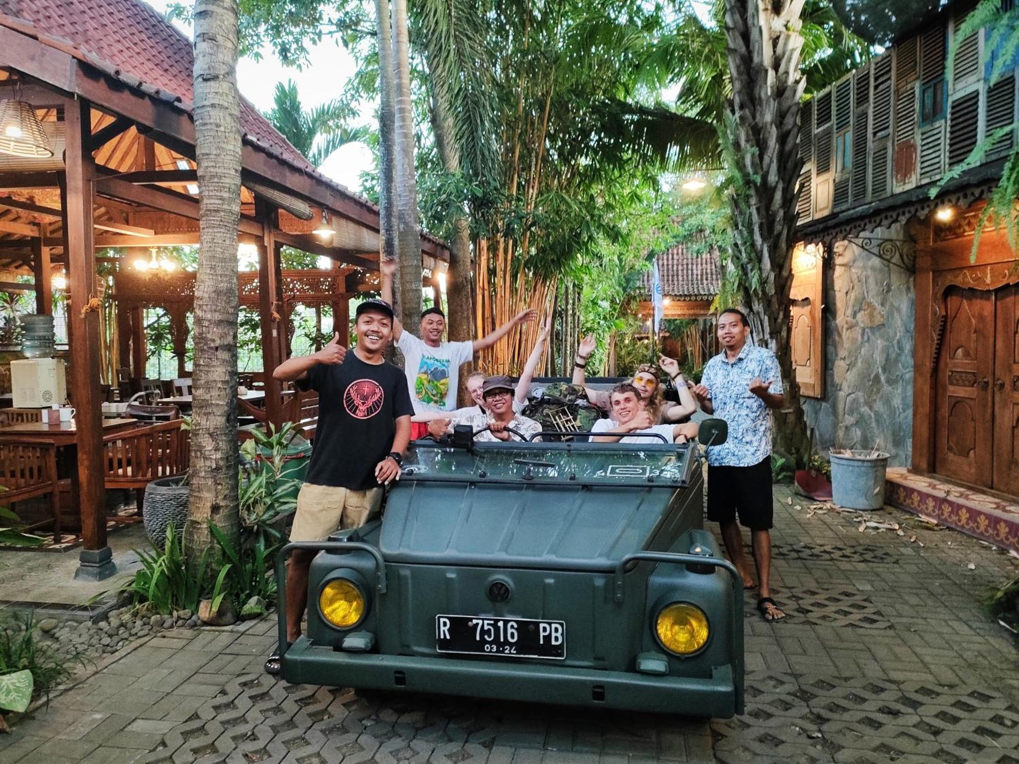 Bedhot Homestay Yogyakarta Exterior photo